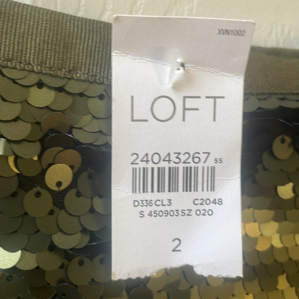 New olive green sequined mini skirt by LOFT  - st Patrick’s day, holiday. Sexy - Picture 4 of 7